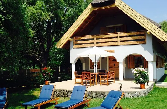 Balaton Rustic 아파트 *